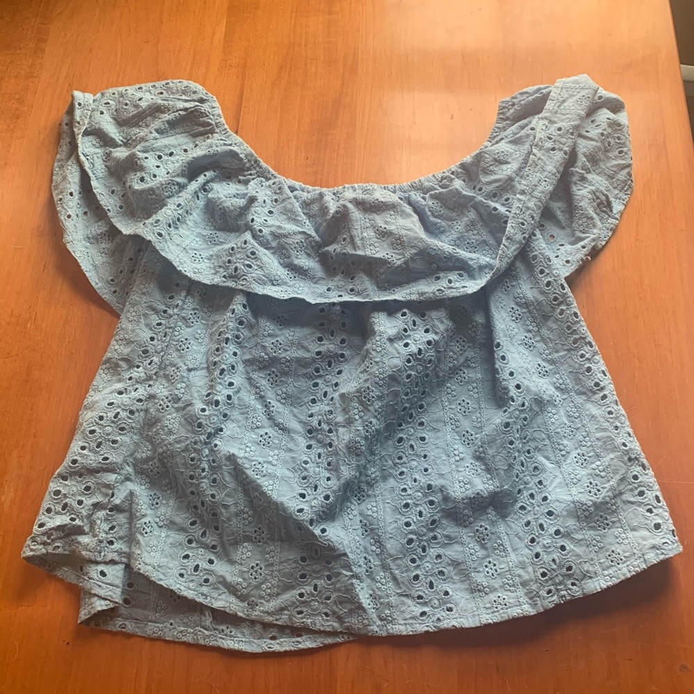 Ruffle blue top
